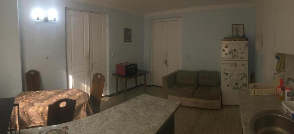 House By The Sea Hotel Kobuleti Bagian luar foto