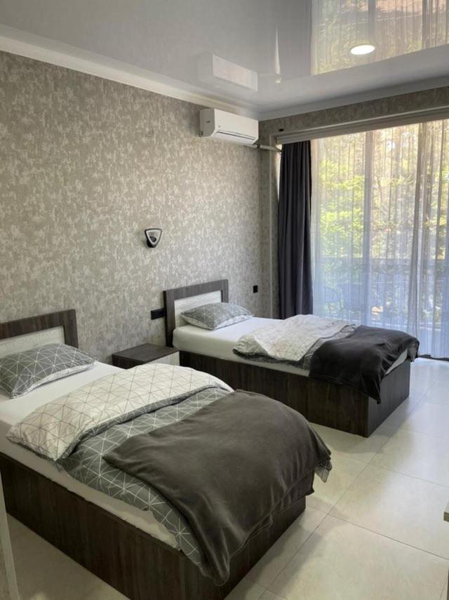 House By The Sea Hotel Kobuleti Bagian luar foto